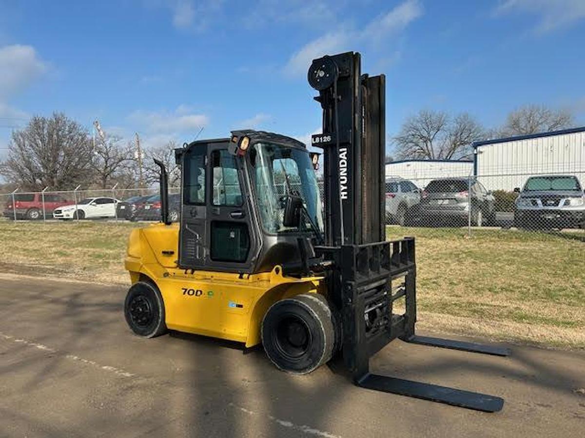 Used 2019 Hyundai 70D-9