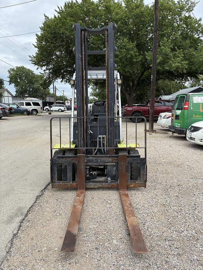 Used 2017 CLARK C30L