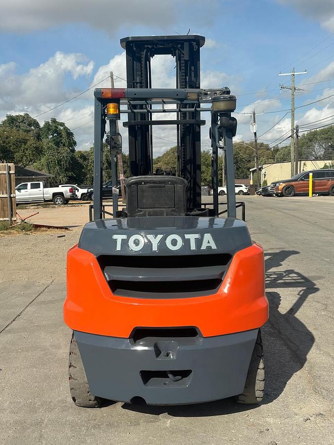 Used 2018 Toyota 8FD50U