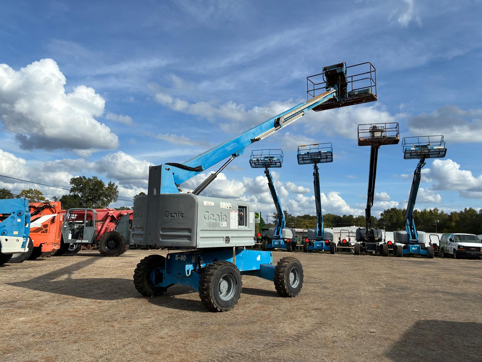 Used 2007 GENIE S-40