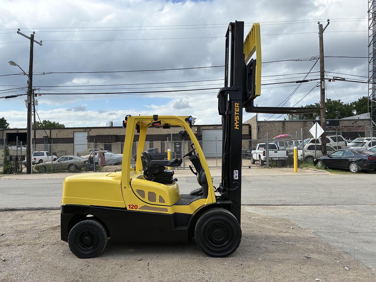 Used 2023 HYSTER H120 12000LBS