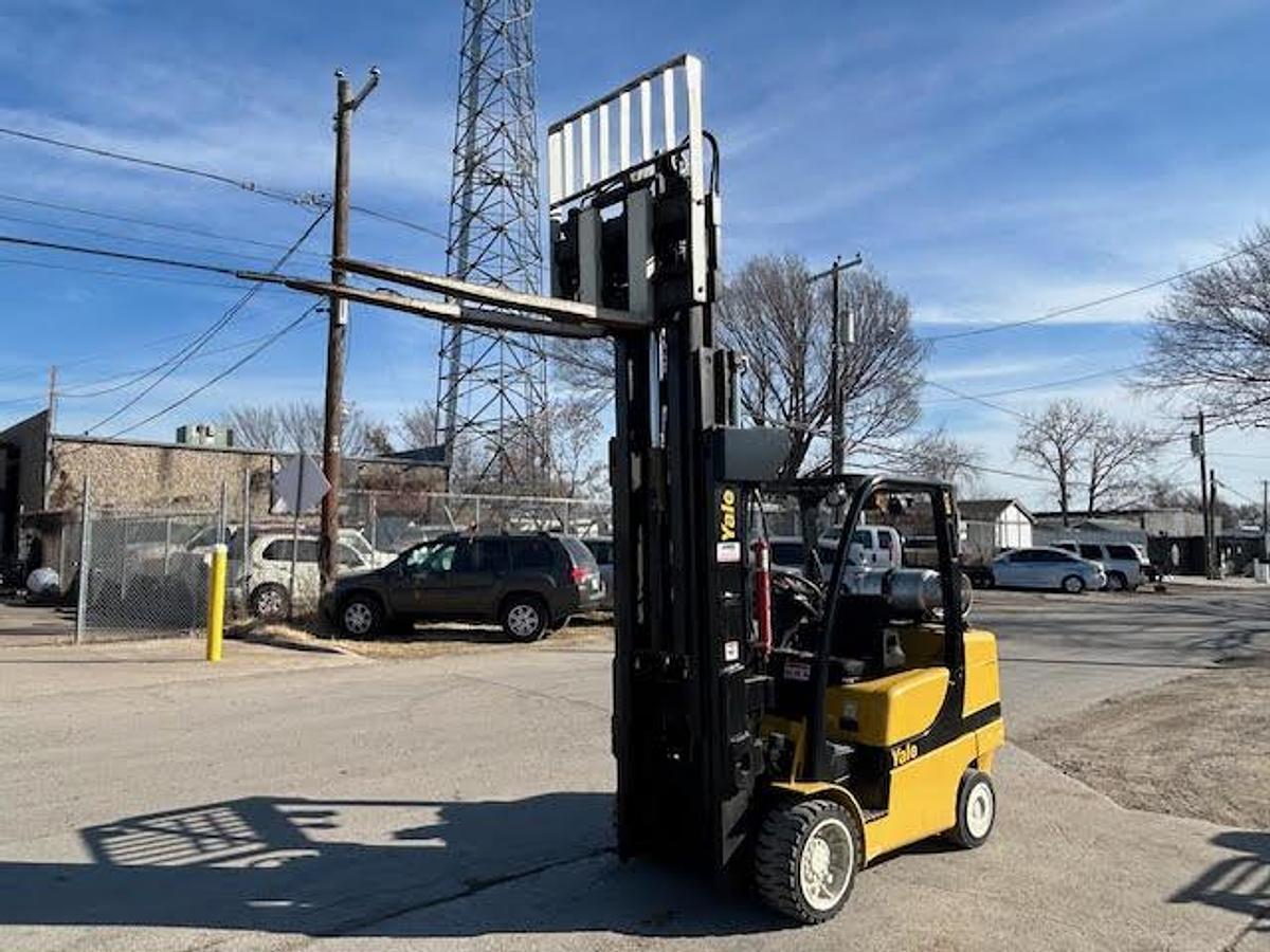Used 2009 Yale GLC080VXNGSQ093.5  8000LBS
