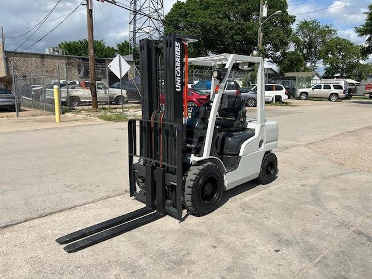 Used 2016 UniCarriers MG1F2A30V