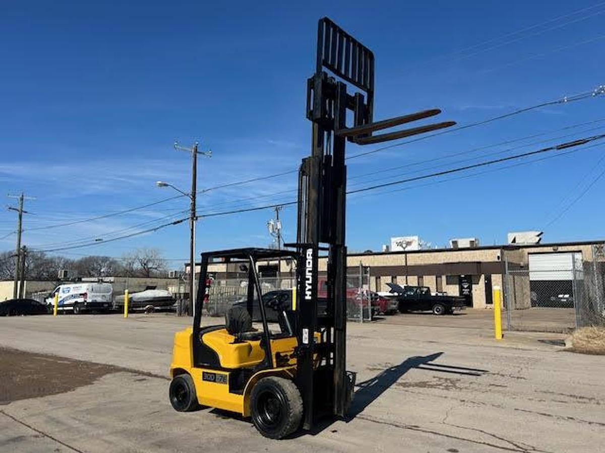 Used 2012 Hyundai 30D-7E