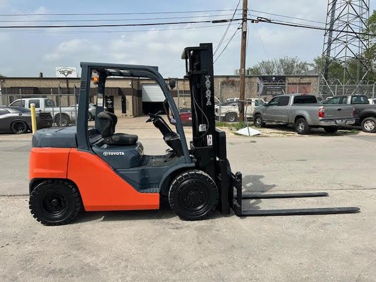 Used 2018 Toyota 8FDU35