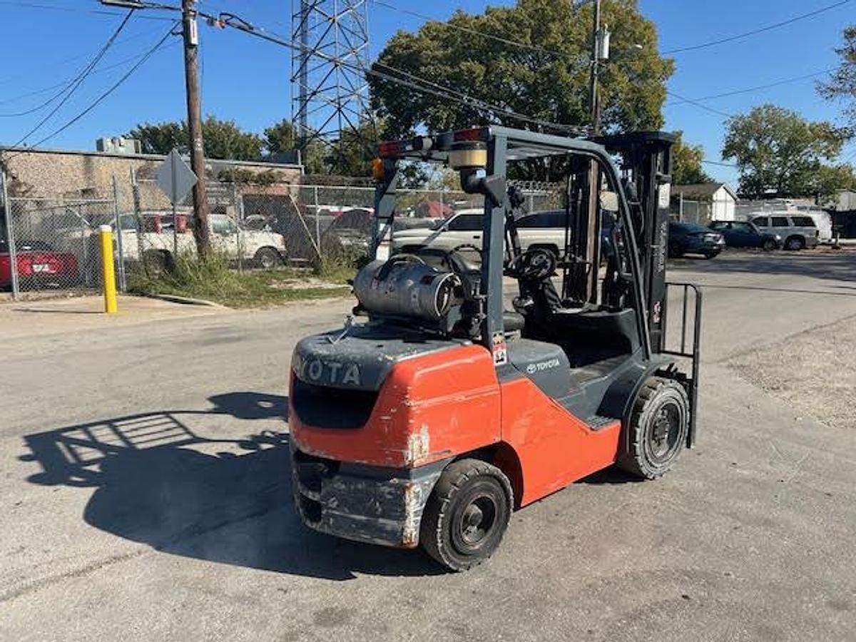 Used 2016 Toyota 8FGU32 6500LBS 