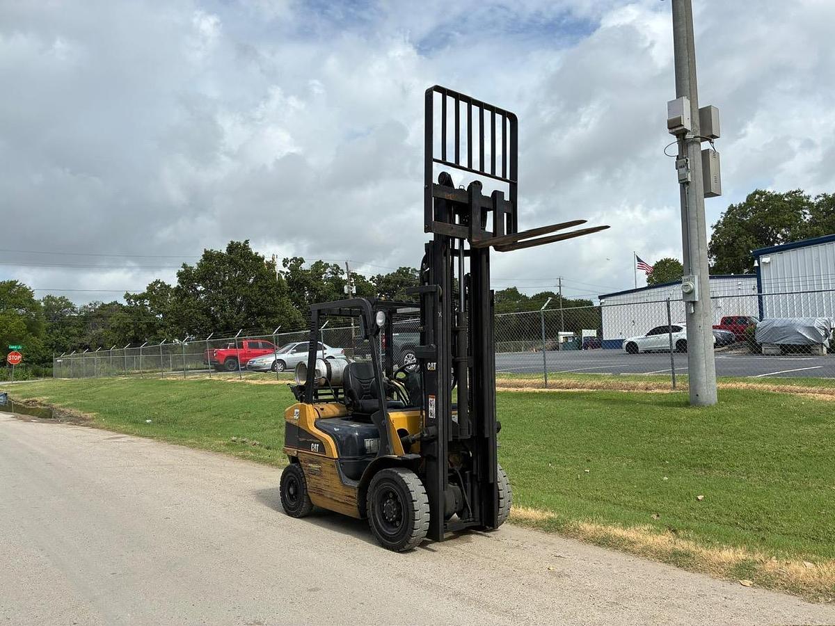 Used 2005 CAT P5000