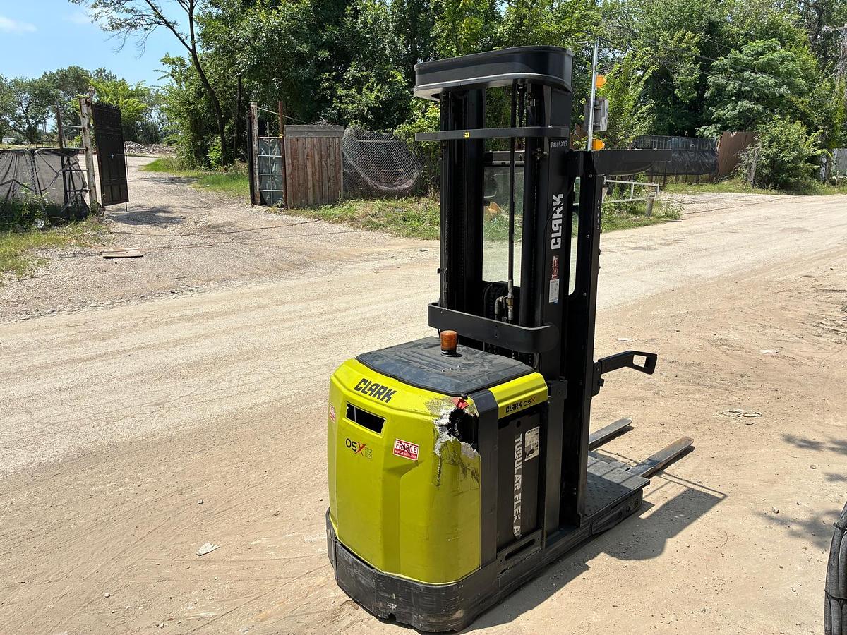 Used 2014 CLARK OSX15