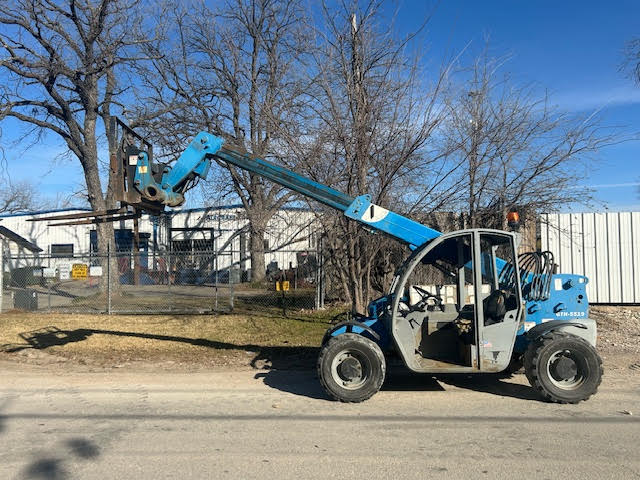 Used 2012 GENIE GTH5519