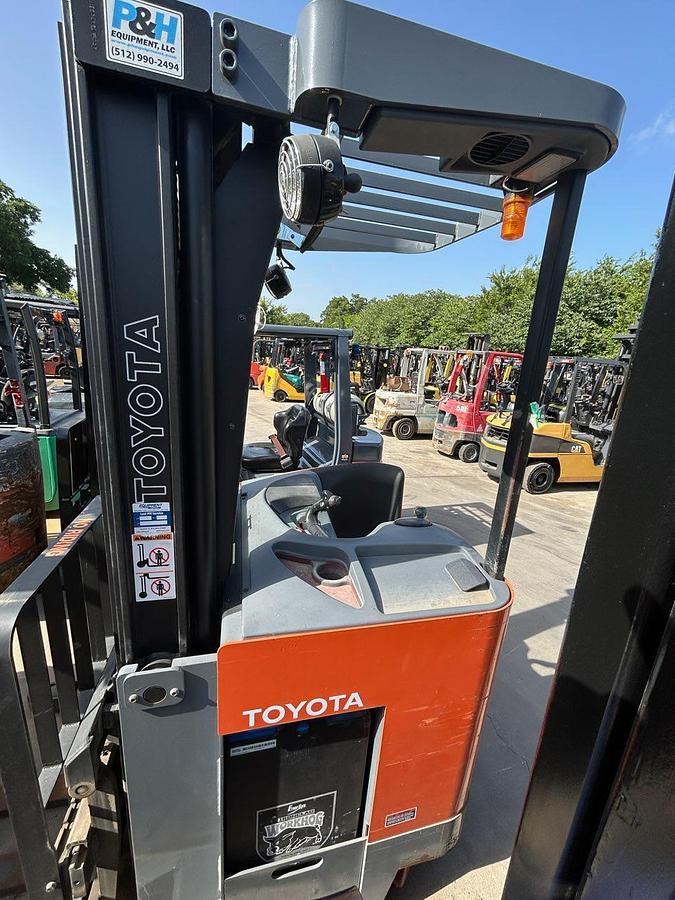 Used 2006 TOYOTA 7BRU18