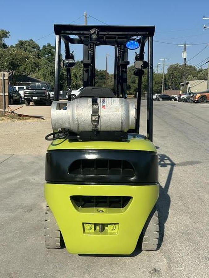 Used 2014 CLARK C25L
