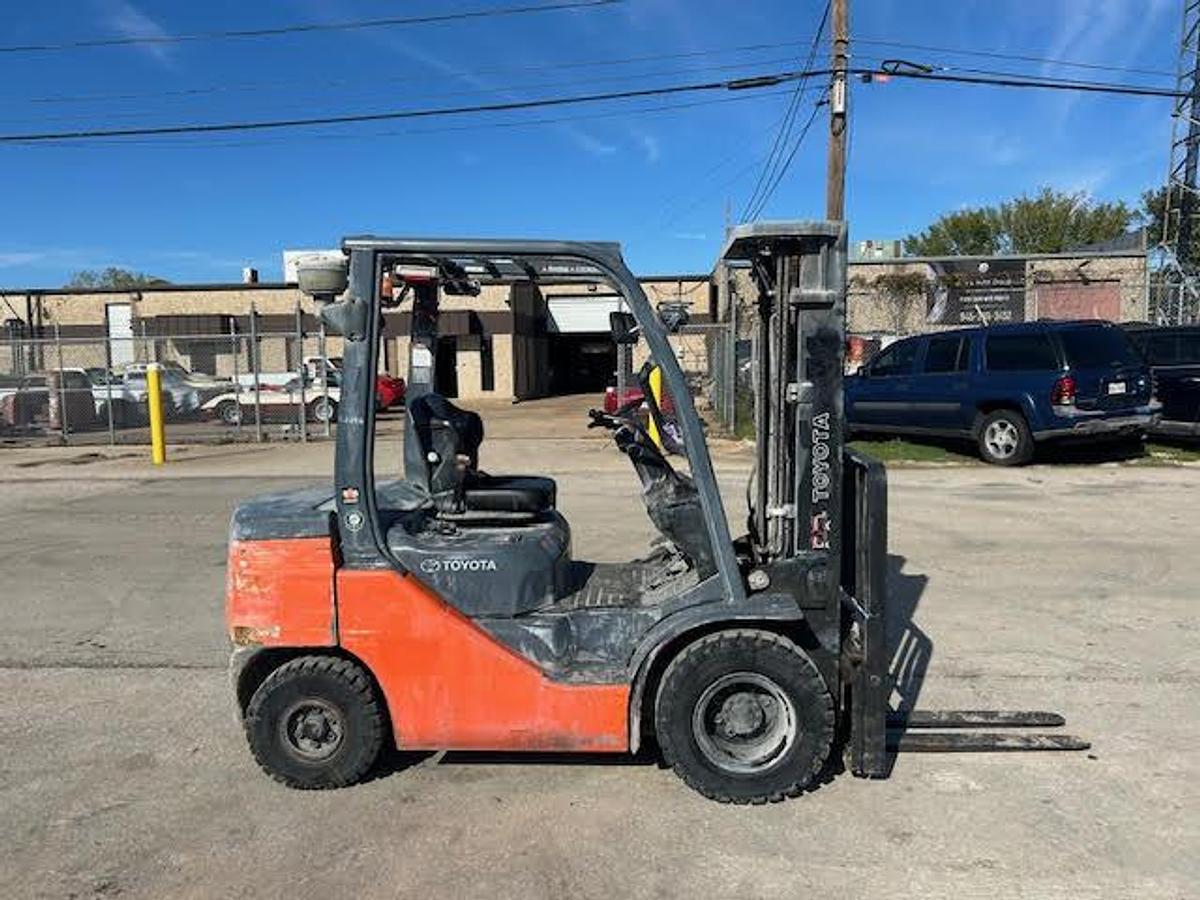 Used 2023 Toyota 8FDU25