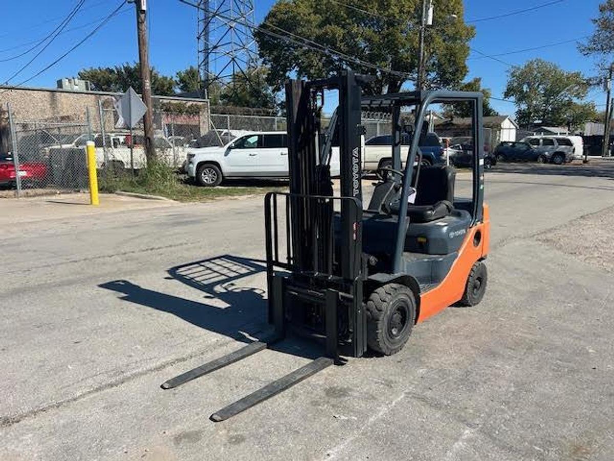 Used 2019 Toyota 8FDU15