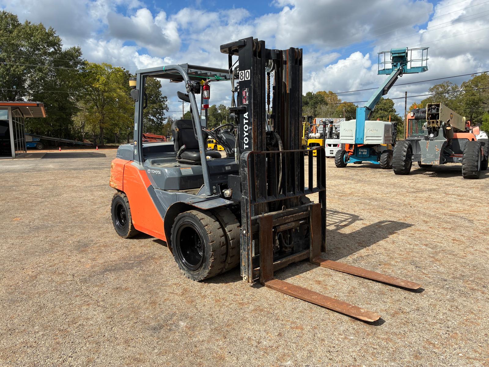 Used 2022 Toyota 8FD35U