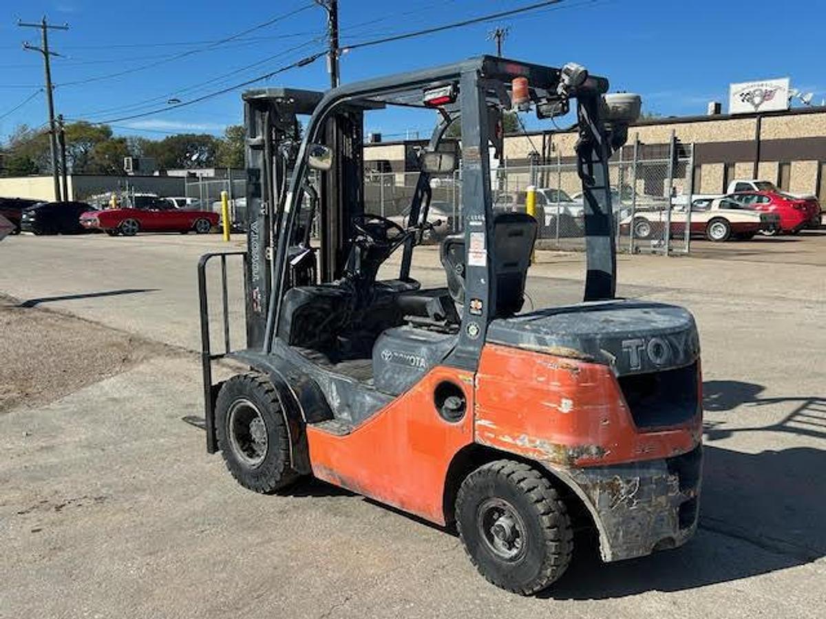 Used 2023 Toyota 8FDU25