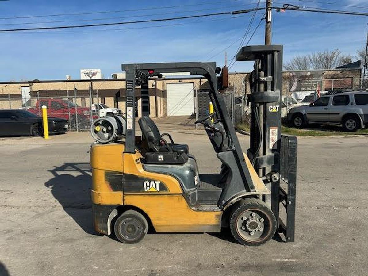 Used 2017 CAT 2C6000