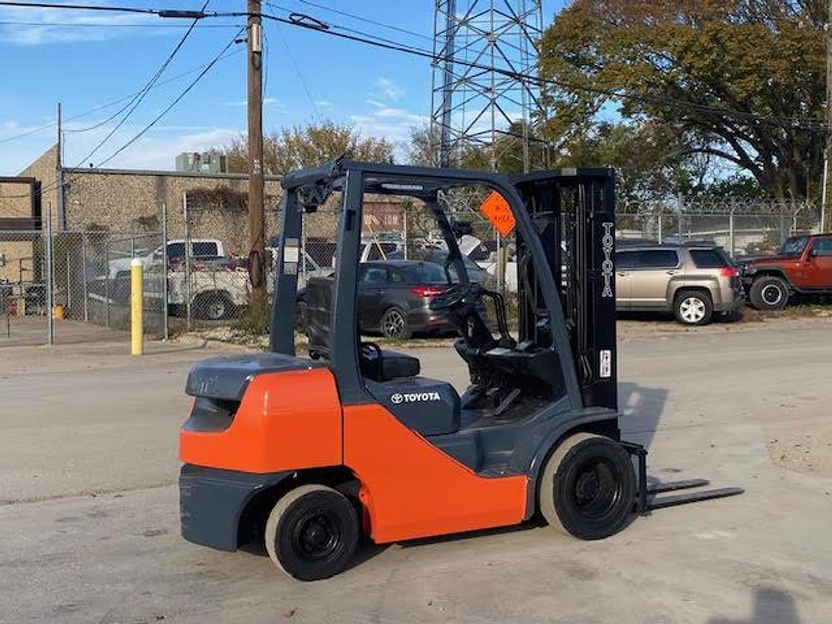 Used 2019 Toyota 8FDU25