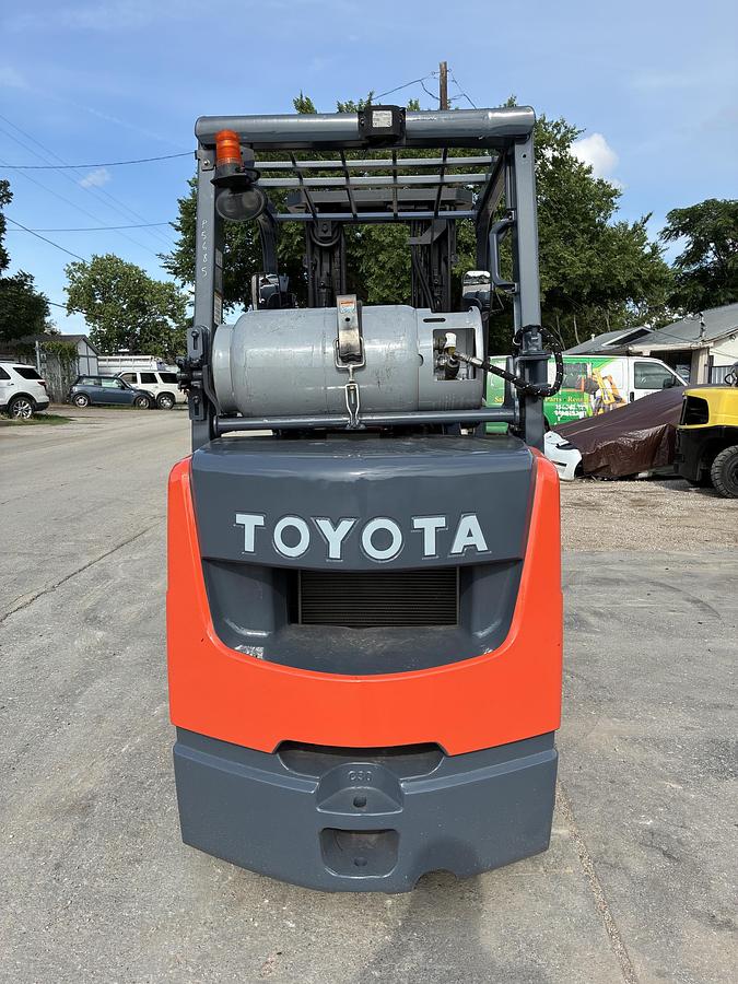 Used 2016 TOYOTA 8FGCU30 6000 LBS