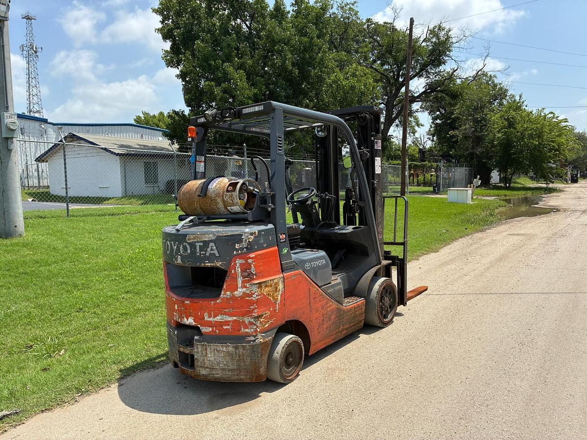 Used 2022 TOYOTA 50-8FGCU30