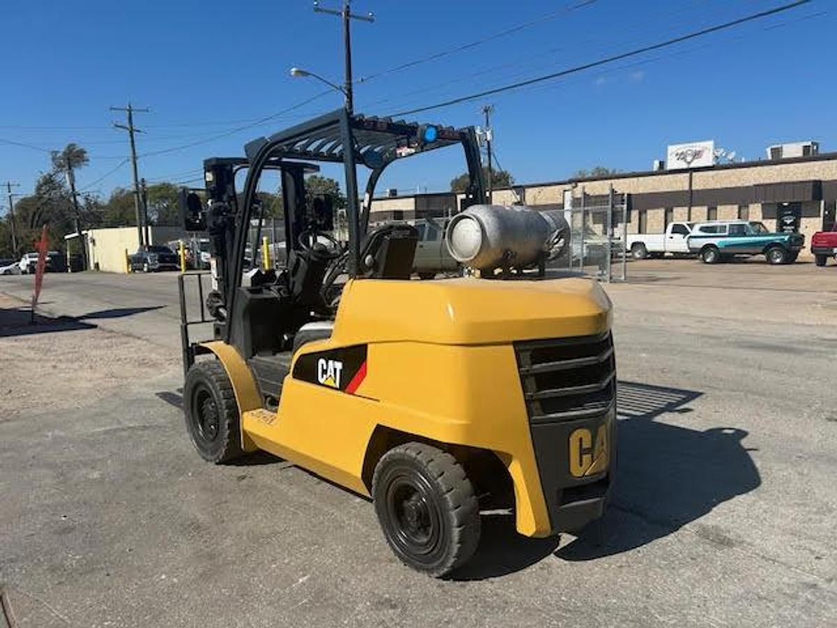 Used 2012 CAT P12000 NEWLY PAINTED