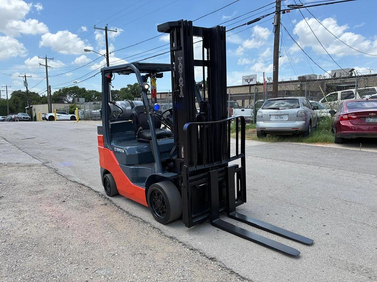 Used 2021 TOYOTA 8FGCU30