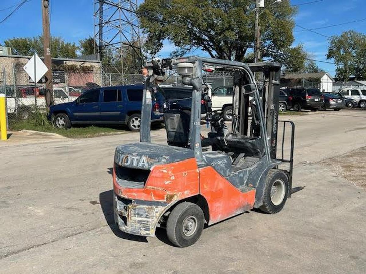 Used 2023 Toyota 8FDU25