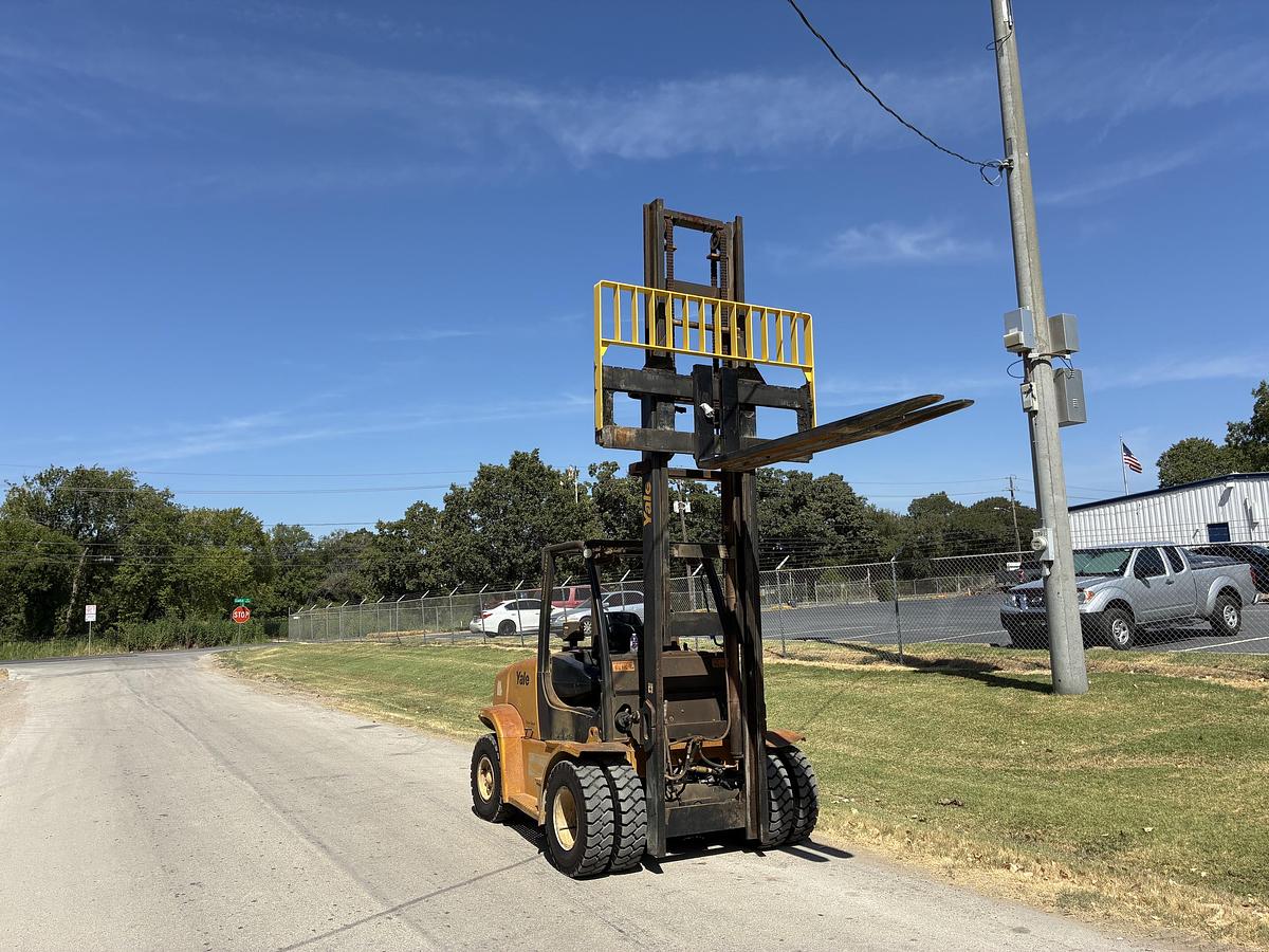 Used 2023 Yale GDP155VXNKBV148
