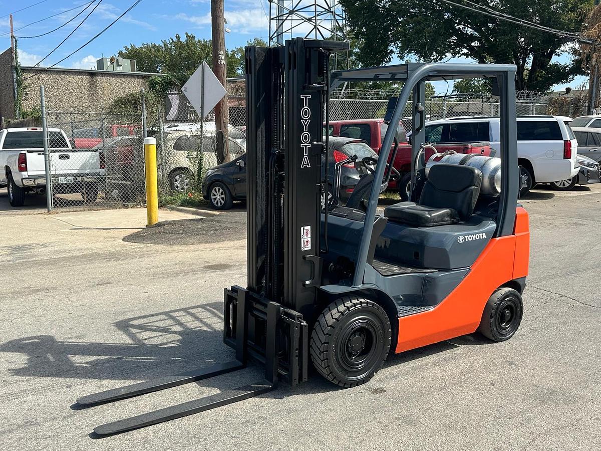 Used 2019 TOYOTA 8FGU18