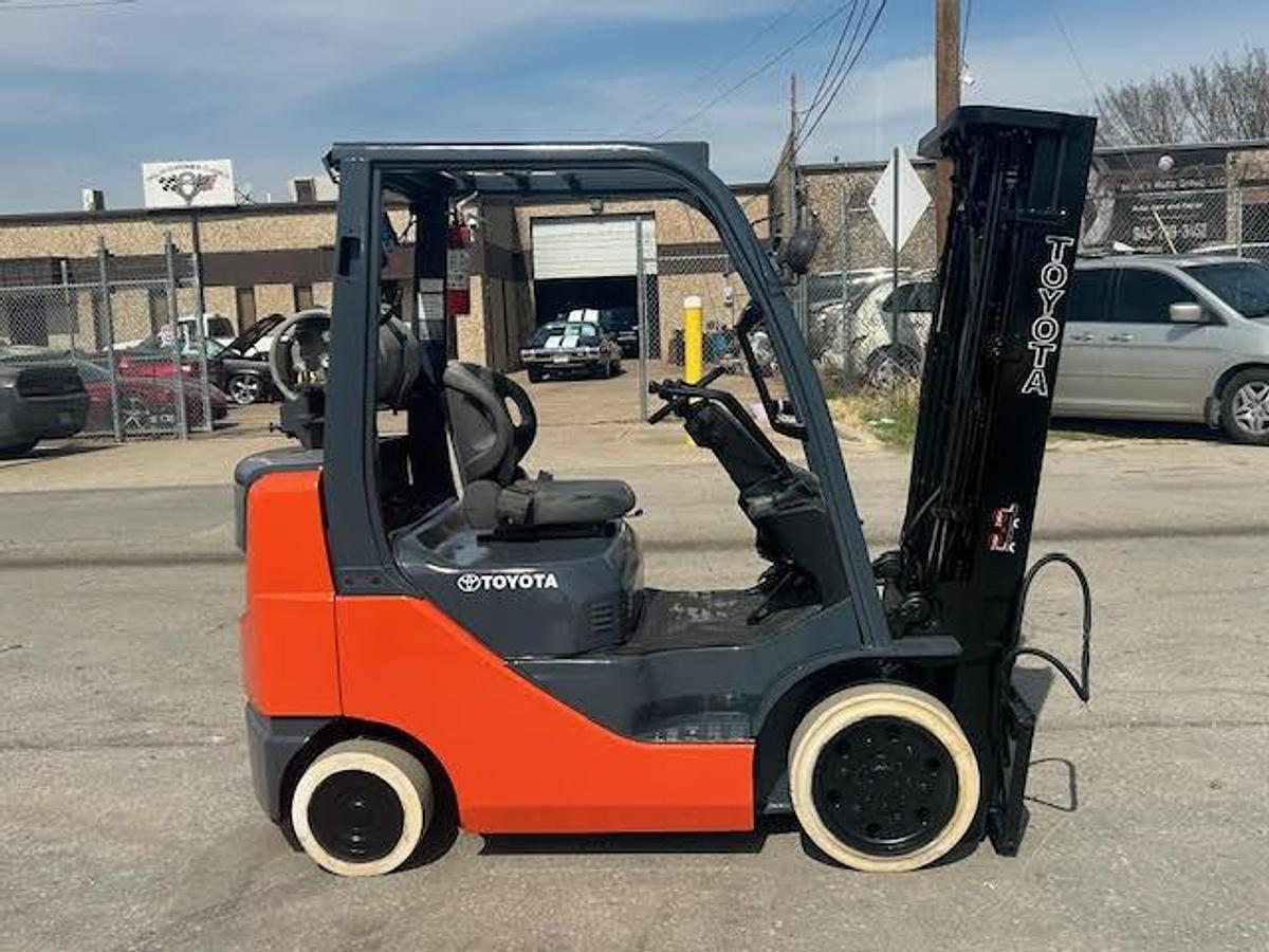 Used 2014 Toyota 8FGCU25