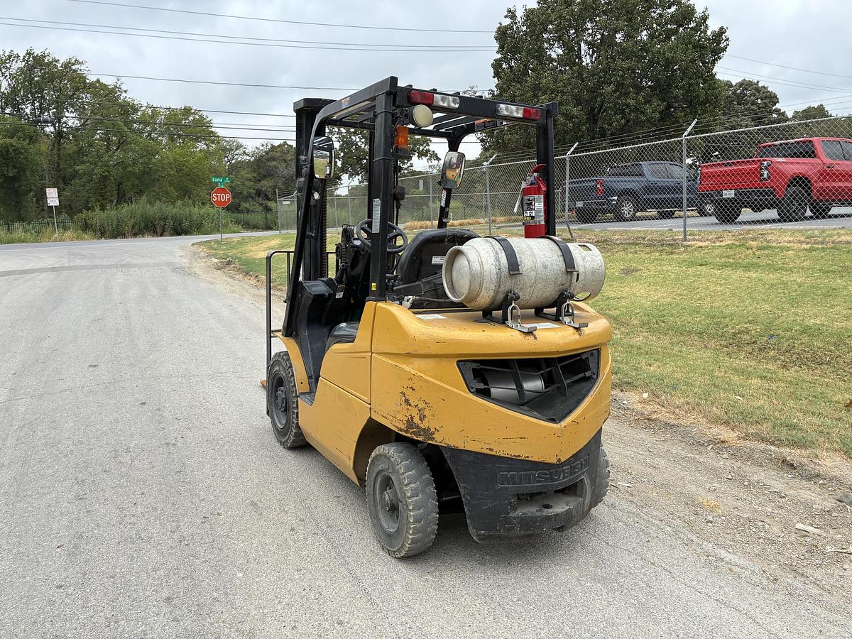 Used CAT FG25N