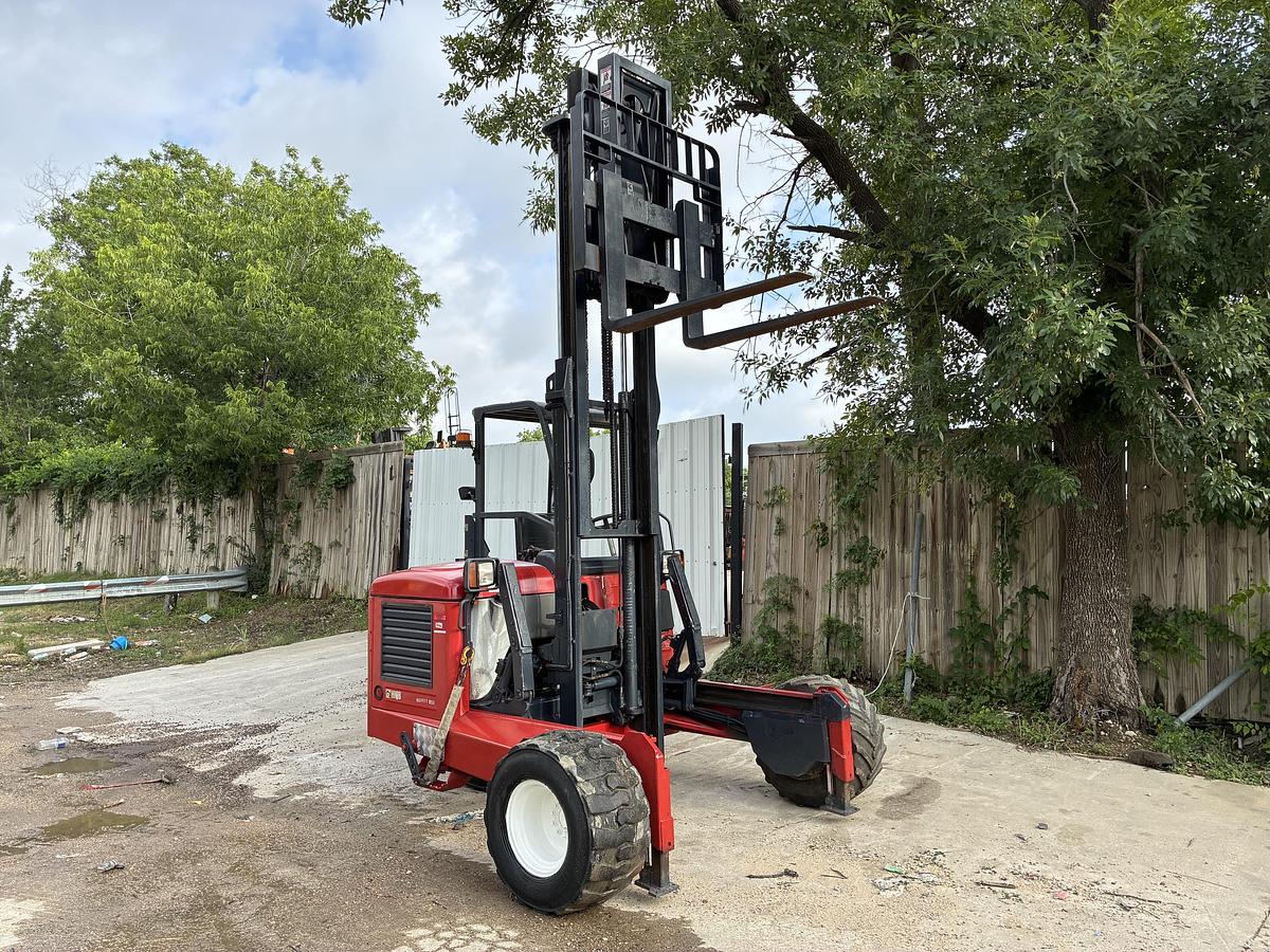 Used 2014 MOFFETT M50P  5000LBS