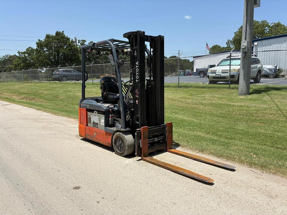 Used 2022 Toyota 8FBE20U