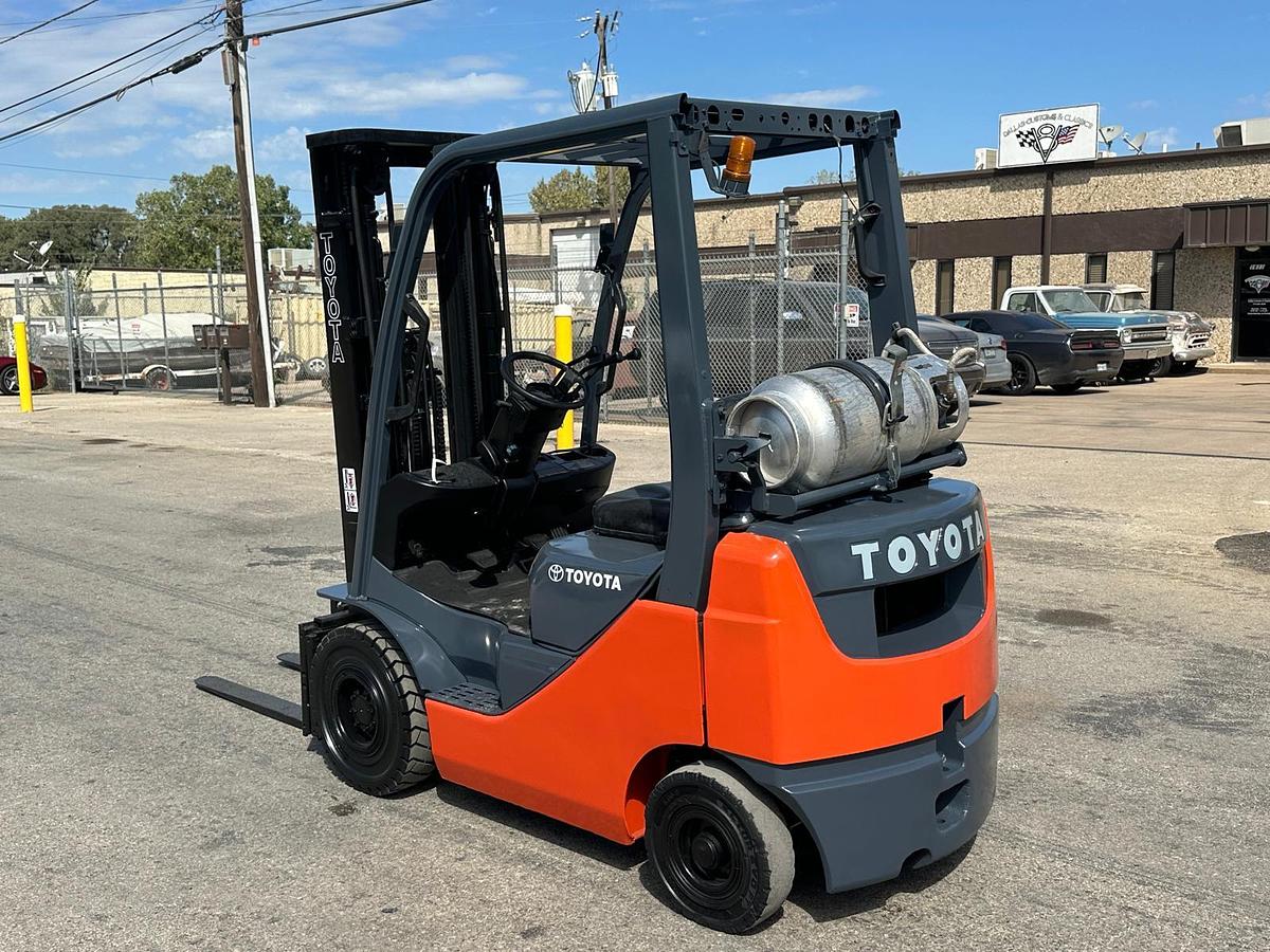 Used 2019 TOYOTA 8FGU18