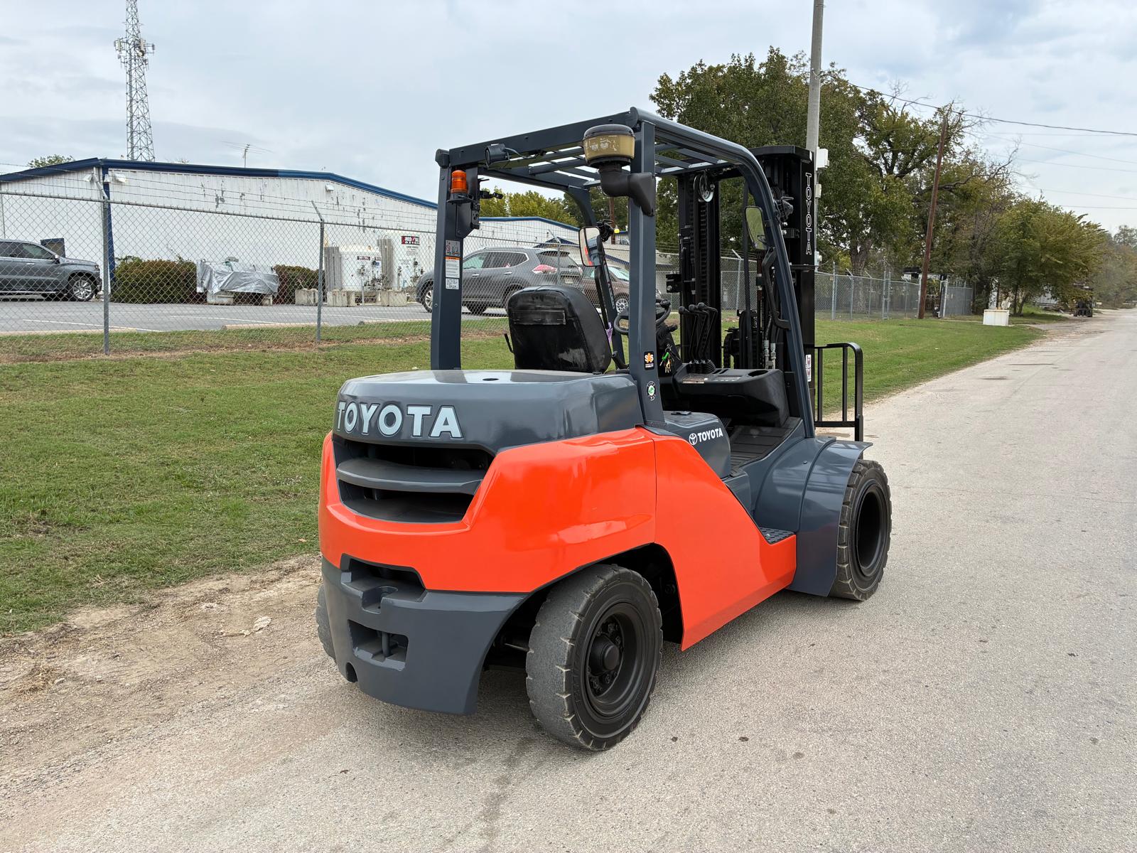 Used 2022 Toyota 8FD35U