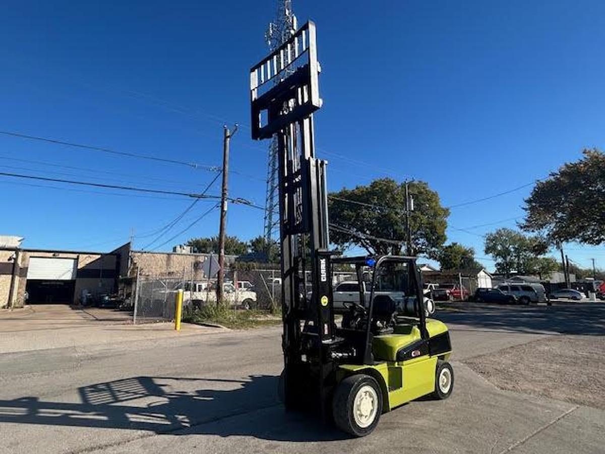 Used 2019 CLARK C55SL