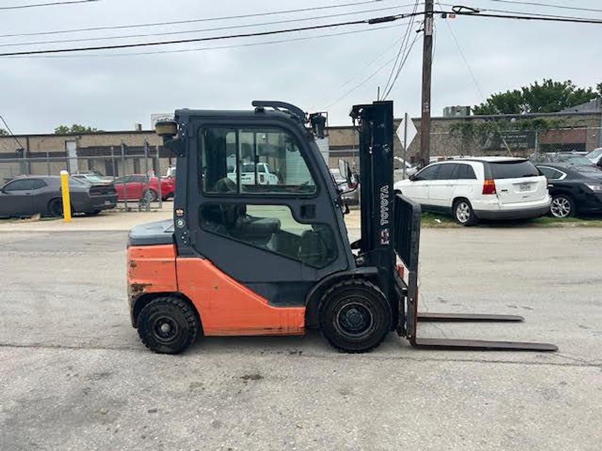 Used 2021 Toyota 8FDU25