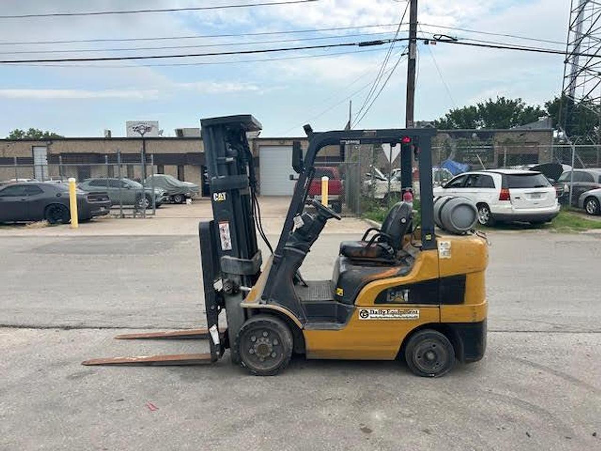 Used 2017 CAT 2C6000