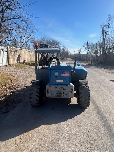 Used 2012 GENIE GTH5519