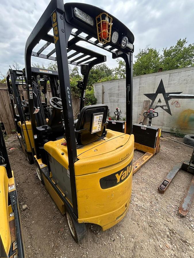 Used 2020 YALE  ERC045VGN36TE088