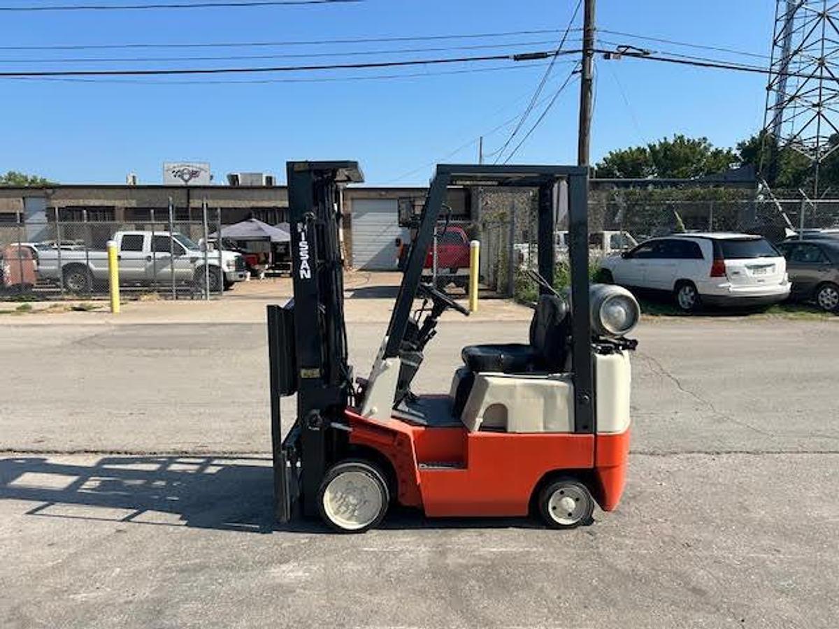 Used 2005 Nissan CPJ01A15PV