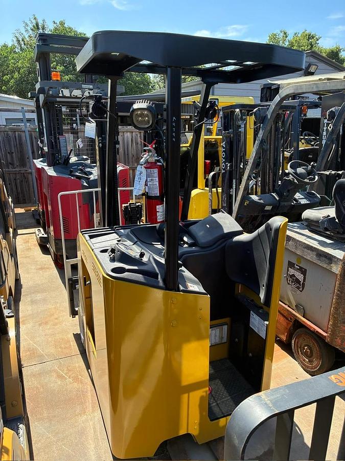 Used 2018 YALE ESC035ADN36TE082
