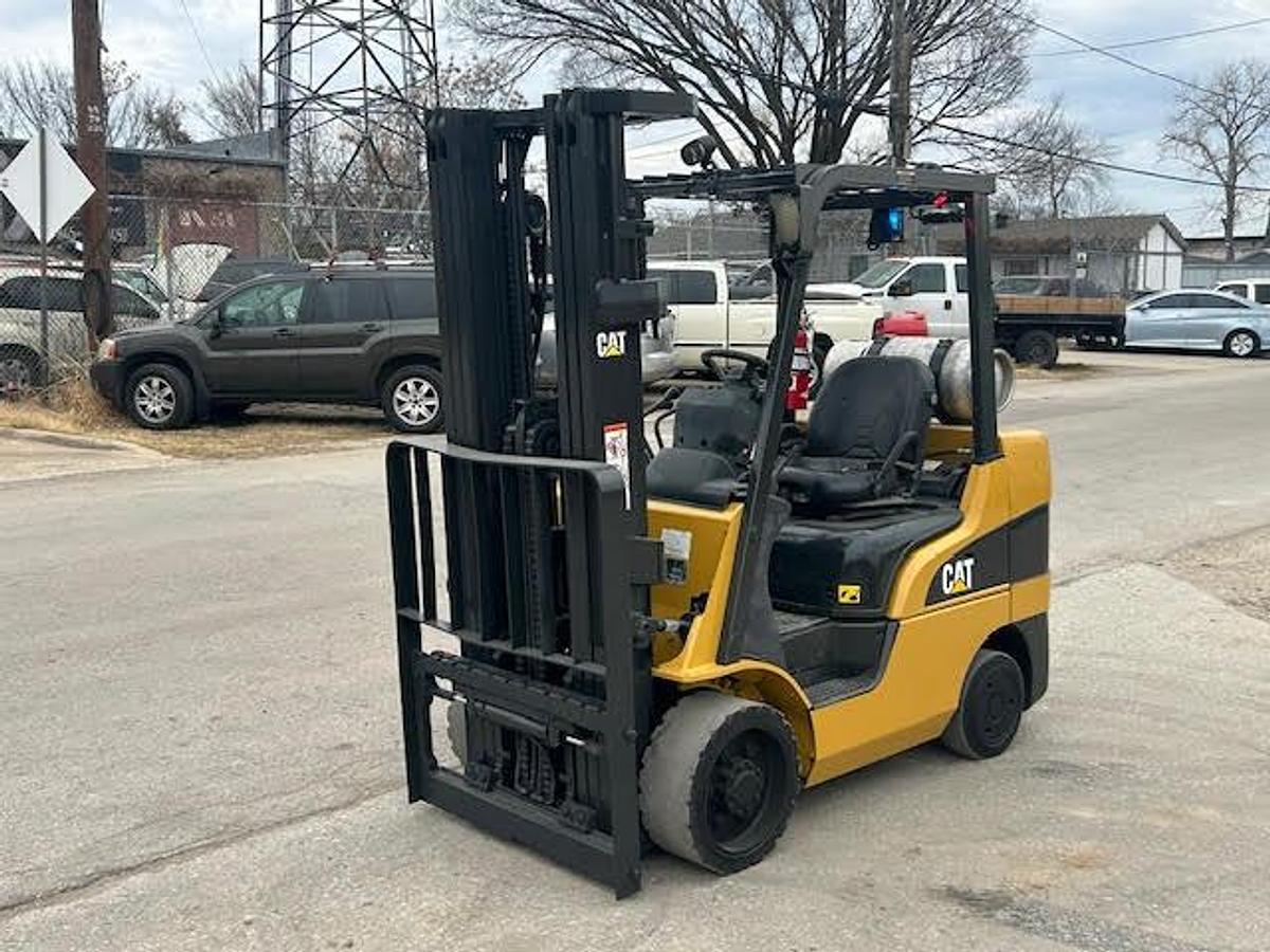 Used 2017 CAT 2C6000