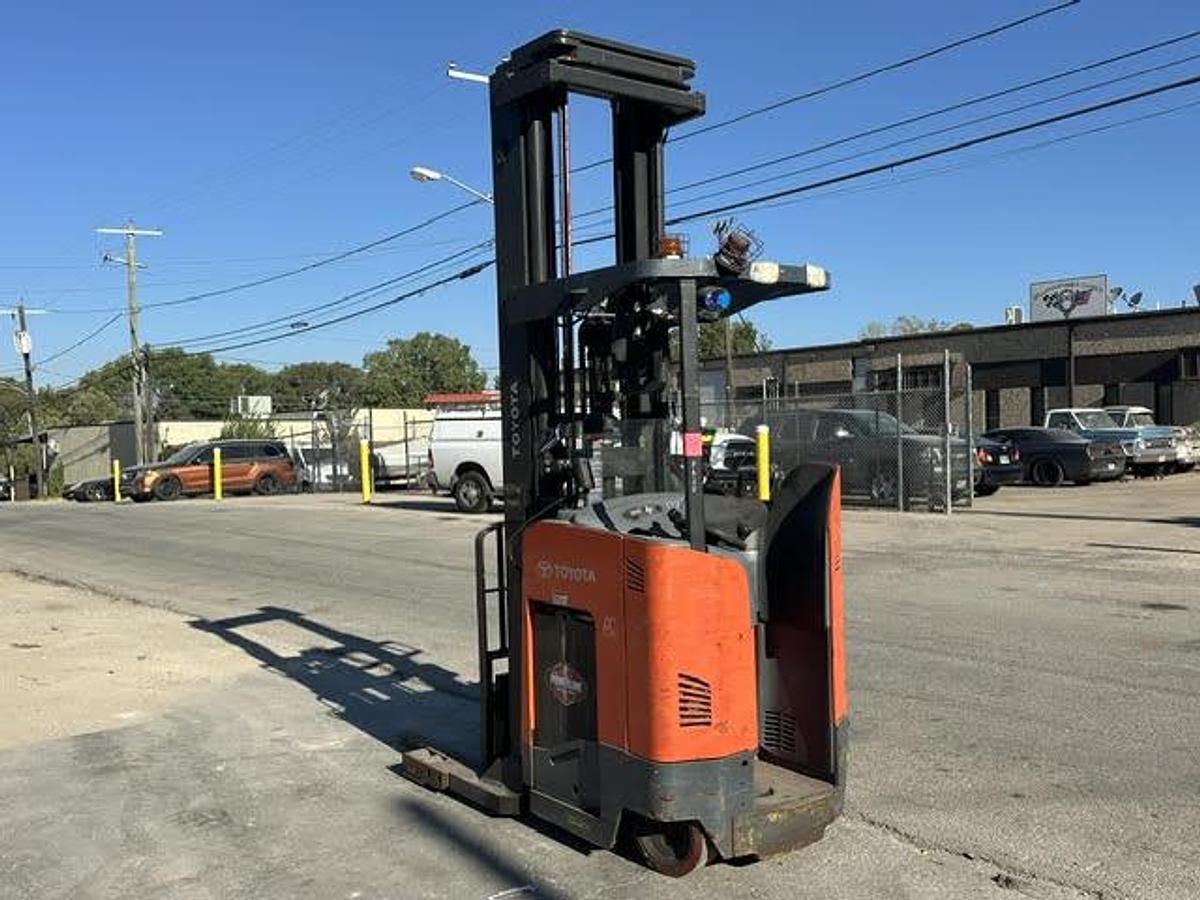 Used 2020 Toyota 9BRU23