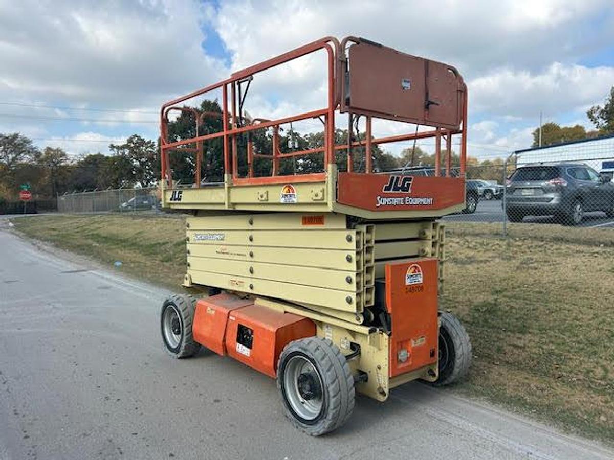 Used 2016 JLG M4069