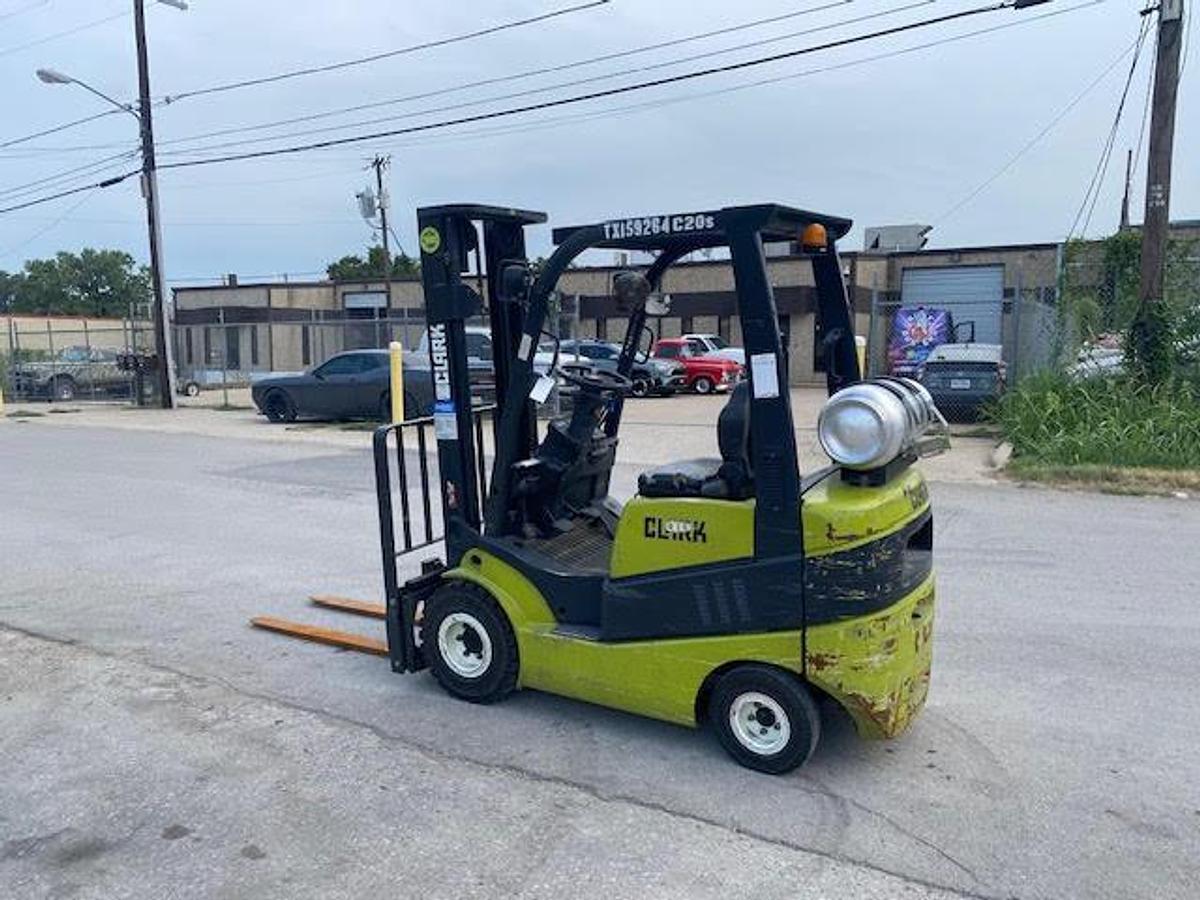 Used 2017 CLARK C20SL