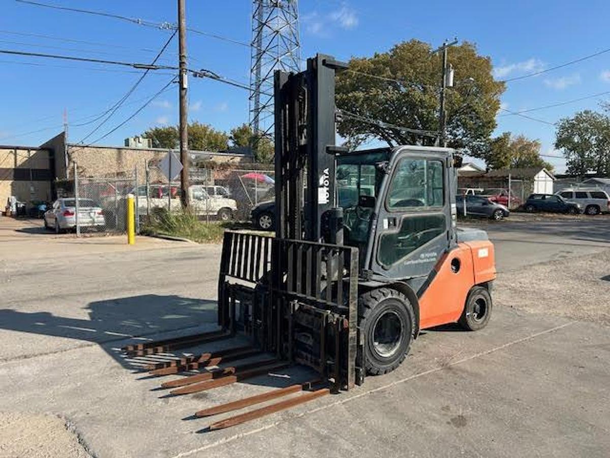 Used 2017 Toyota 8FD50U