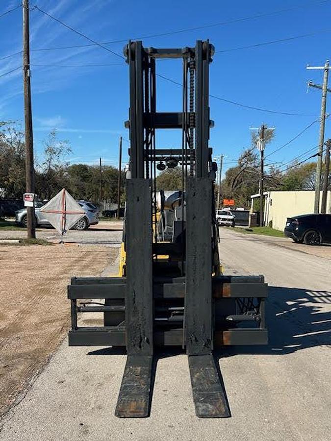 Used CAT GC70K 15,000LBS