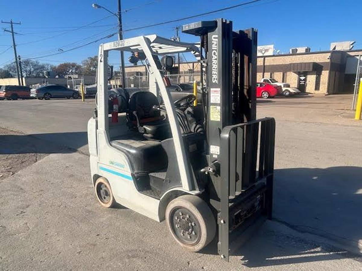 Used 2017 UniCarriers MCP1F2A25LV