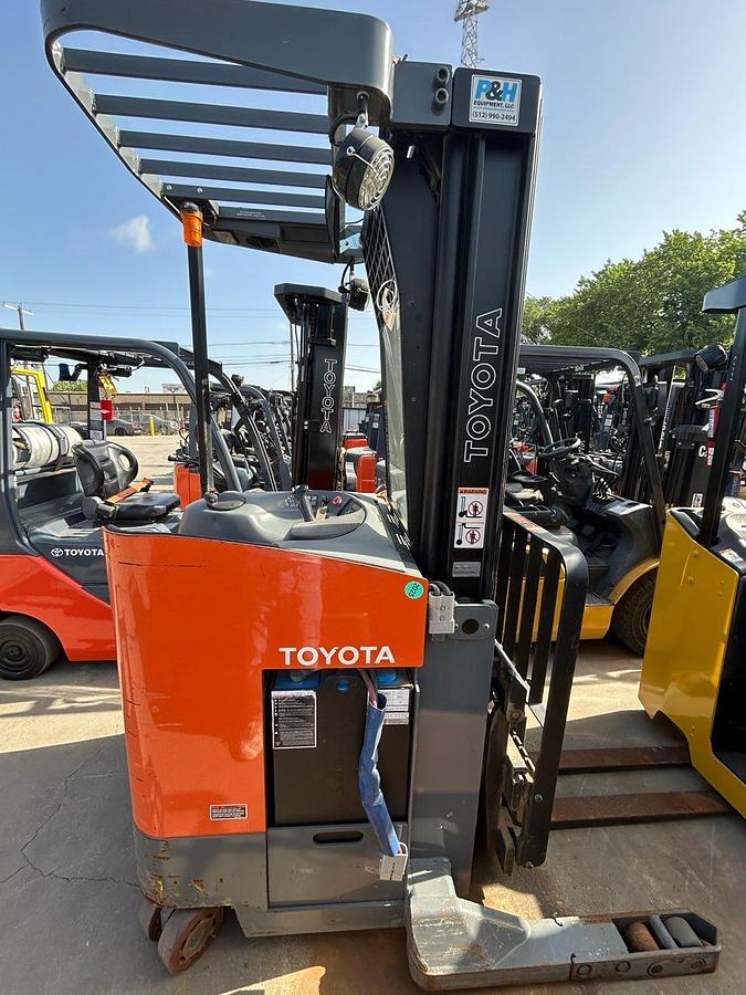 Used 2006 TOYOTA 7BRU18