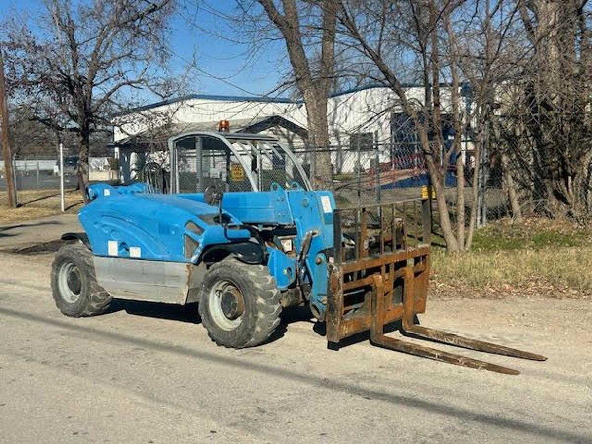 Used 2012 GENIE GTH5519